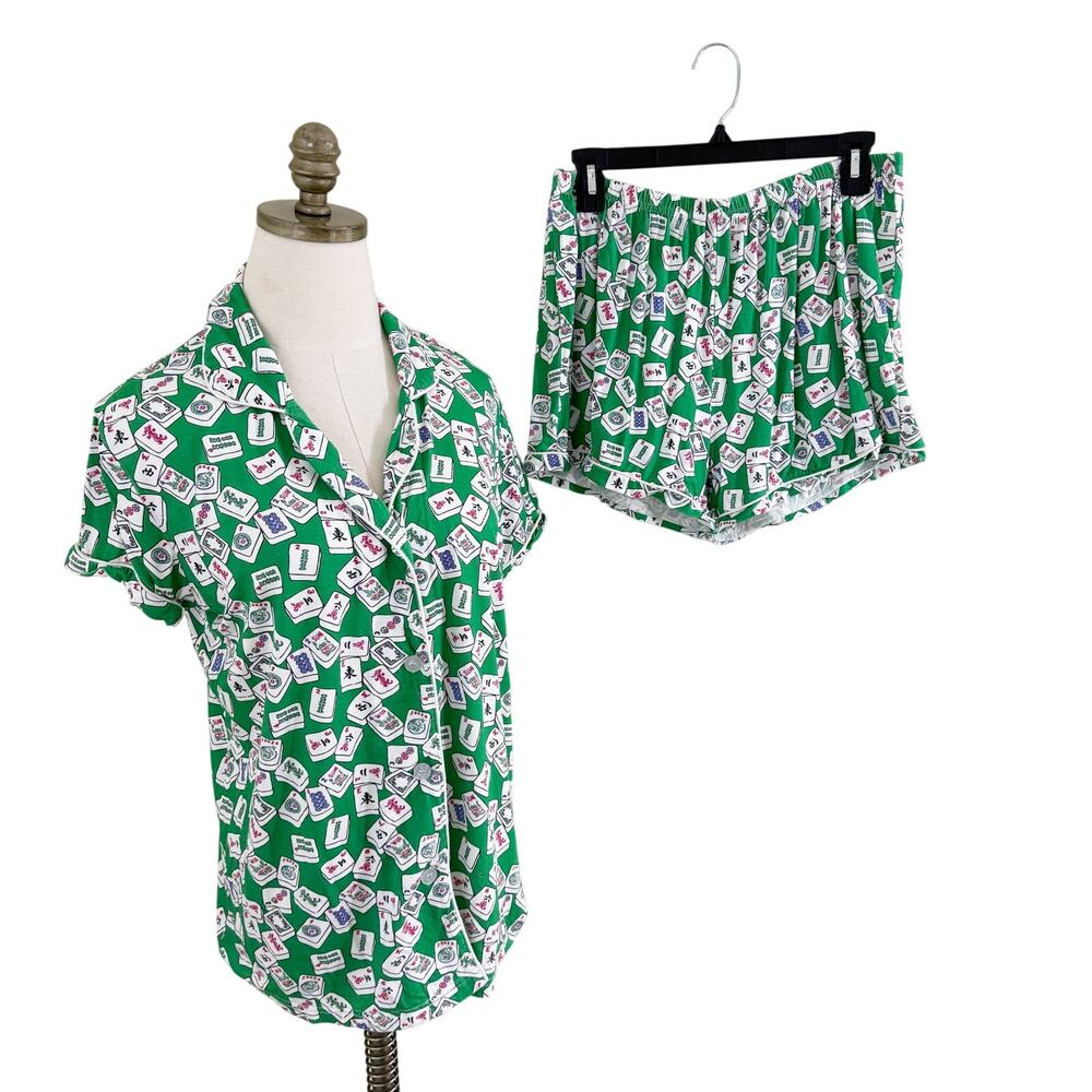 Toss Designs	Green/White Mahjong Print Pajama Set Size M Button Up Elastic Waist